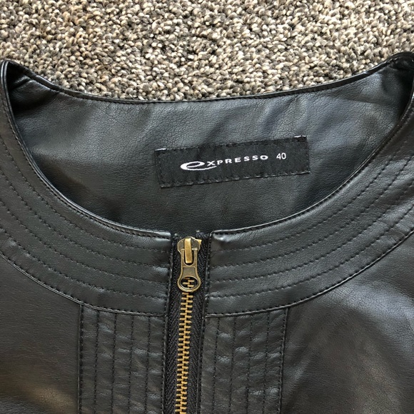 Leather jacket - Picture 8 of 9